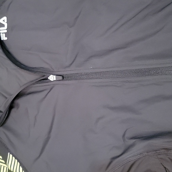 FILA Windbreaker Women's Size M Lightweight Zip Up - Picture 4 of 10